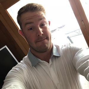 Meet your Posher, Corey